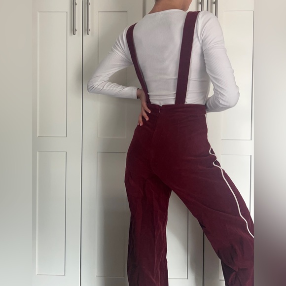 Wide legged/bootcut corduroy ribbed maroon jumpsuit overalls, Forever 21 size XS - Picture 5 of 5